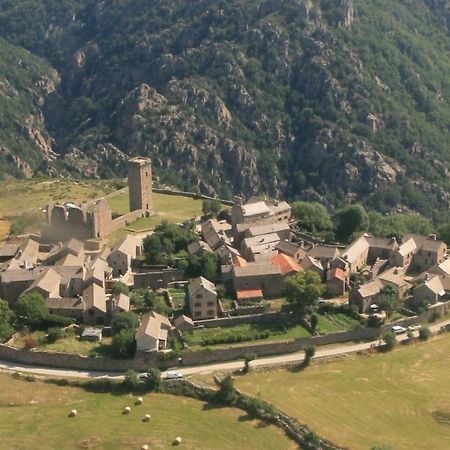 gîte de la garde Prevencheres Exterior foto